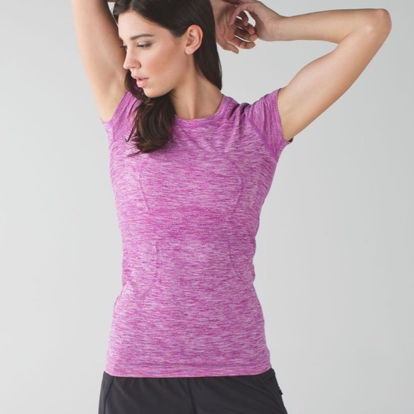 lululemon athletica Tops - Lululemon Swiftly Tech Short Sleeve Crew